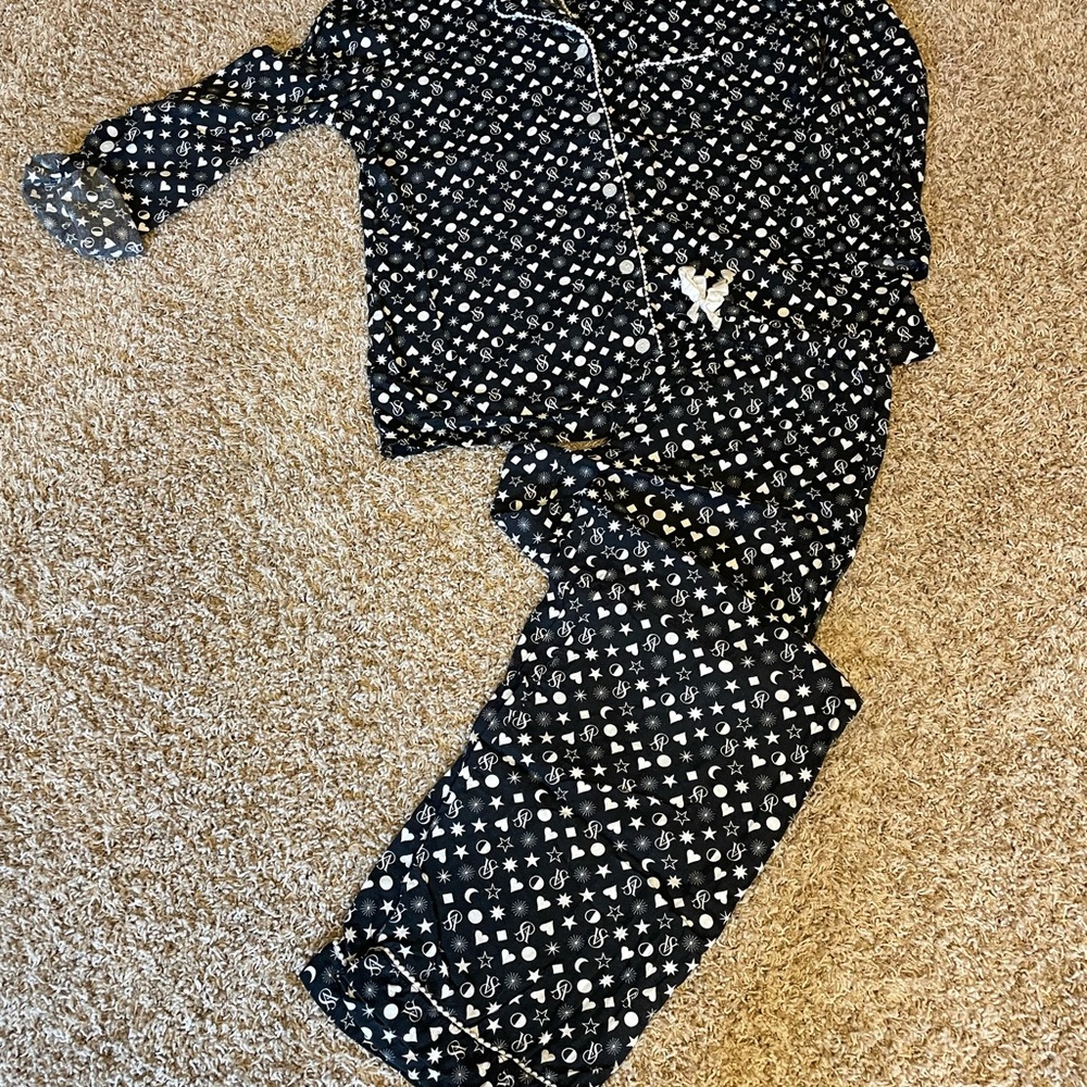 Victoria's Secret Black and White Cotton 2 piece Pajama Set